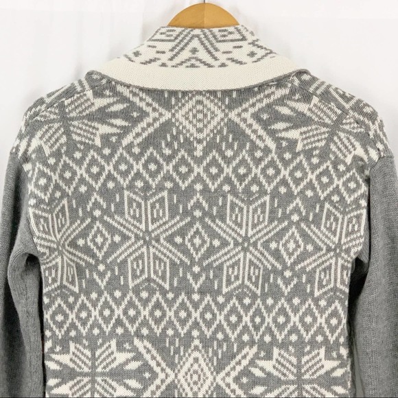 Talbots Grey & White Snowflake Sweater Cardigan SP - Picture 7 of 8